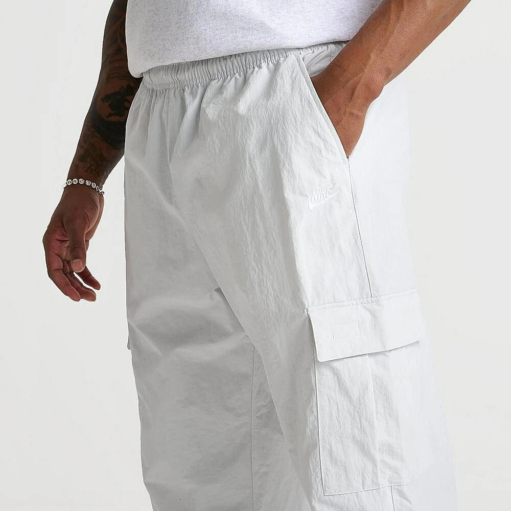 NIKE CLUB WOVEN CARGO PANTS Blanco