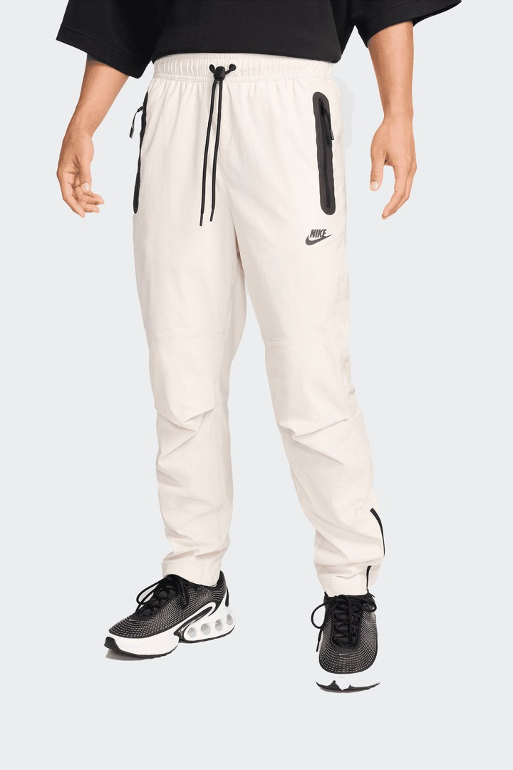 NIKE TECH WOVEN PANTS