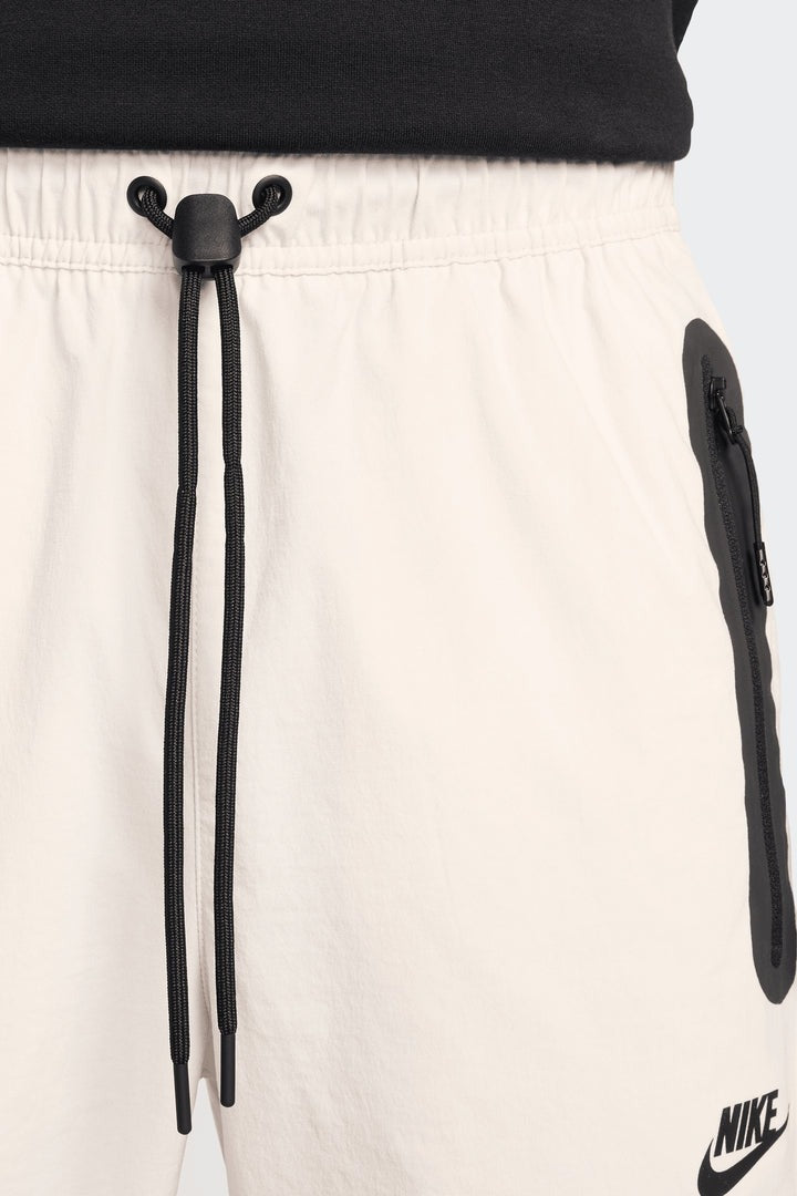 NIKE TECH WOVEN PANTS